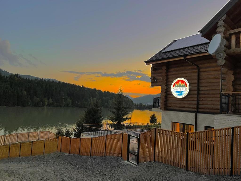 Chalet Du Lac Colibita Bagian luar foto