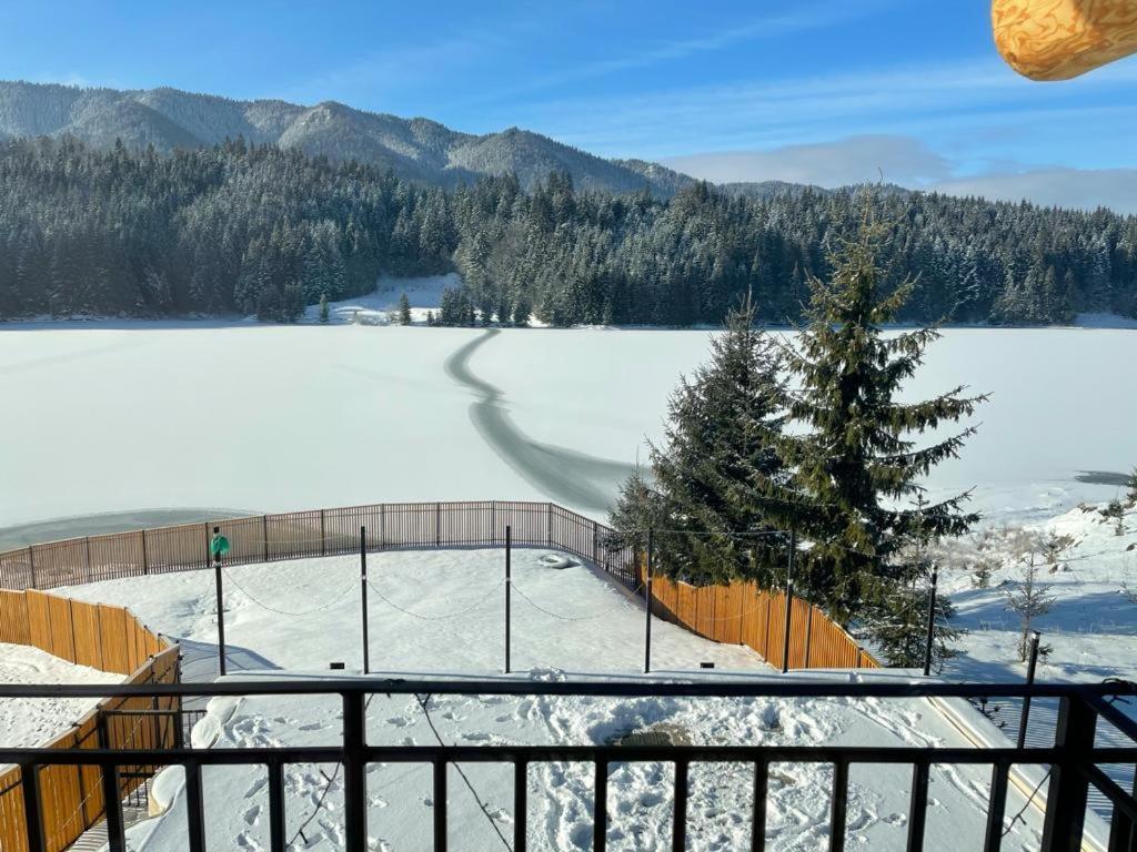 Chalet Du Lac Colibita Bagian luar foto