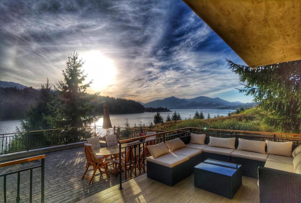 Chalet Du Lac Colibita Bagian luar foto
